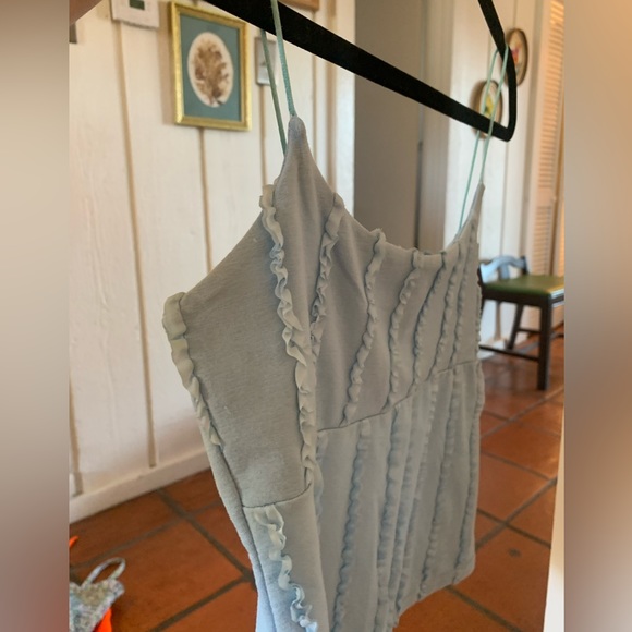 Vintage blue ruffle stripe detail stretchy tank - Picture 4 of 5